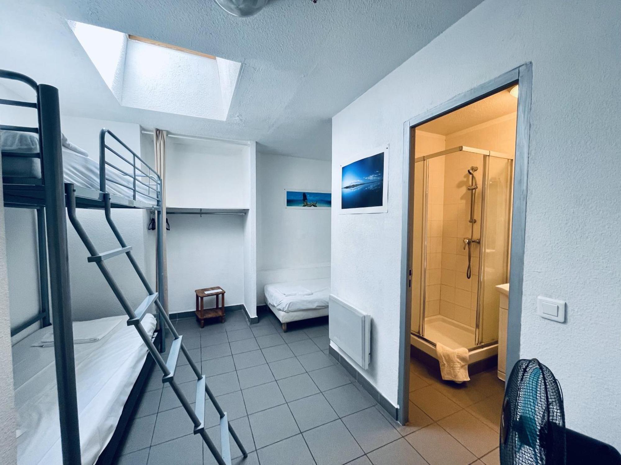 Balaena Hostal