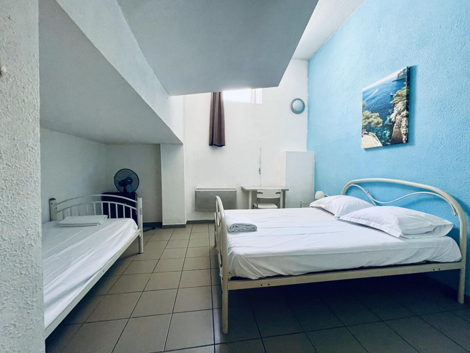 Hostel Balaena Marseilles